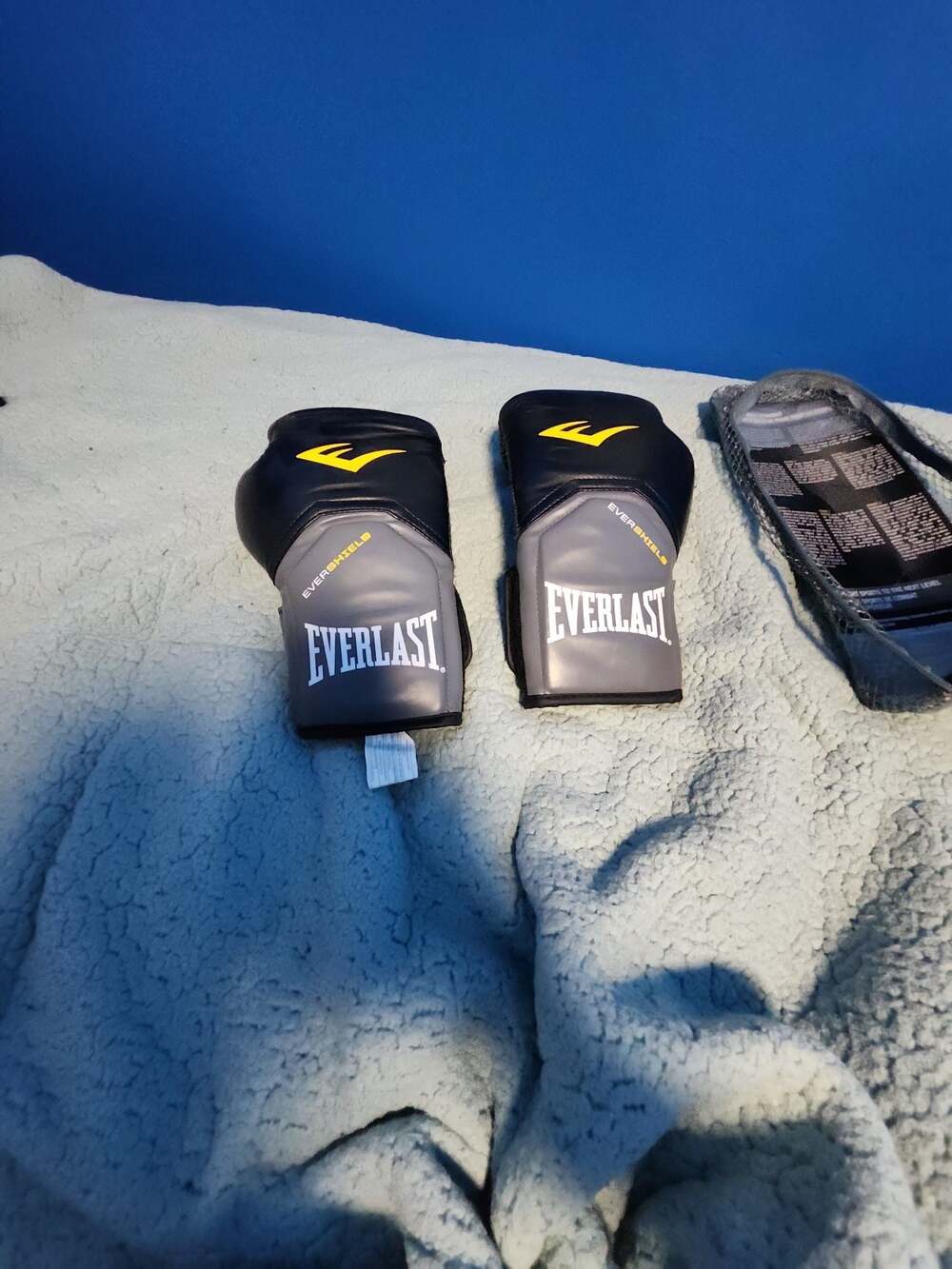 Everlast Pro Style Elite Training Gloves 8 oz